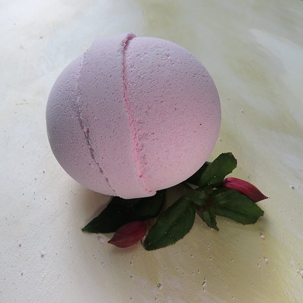 Aromatherapy Bath Bomb - Frankincense & Rose 1