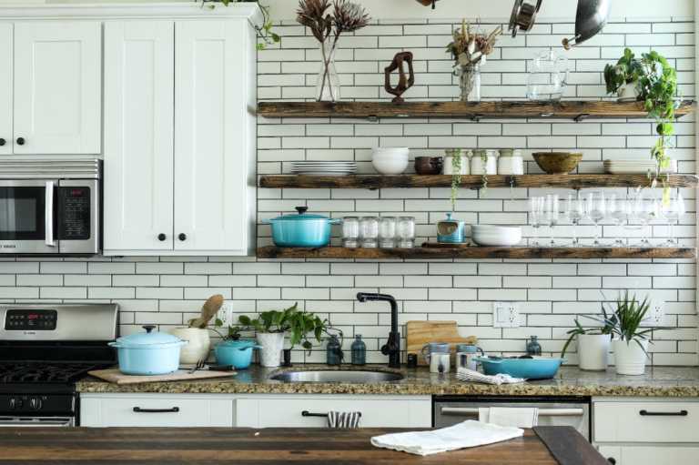 Read more about the article Everyday Eco-friendly Kitchen Swaps