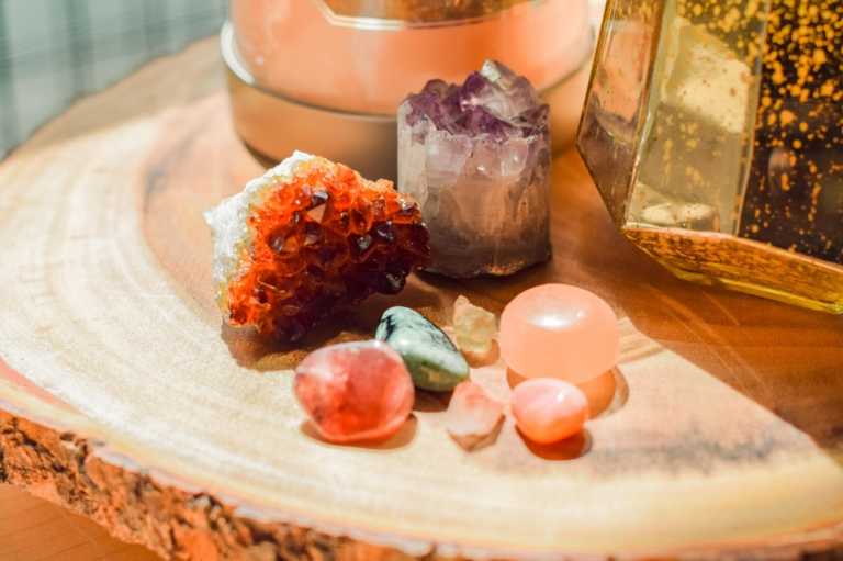 Read more about the article Beginners Guide to Using Crystals