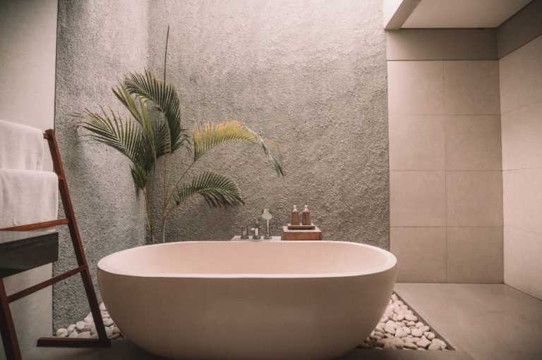 Read more about the article 3 Steps to an Eco-friendly Bathroom